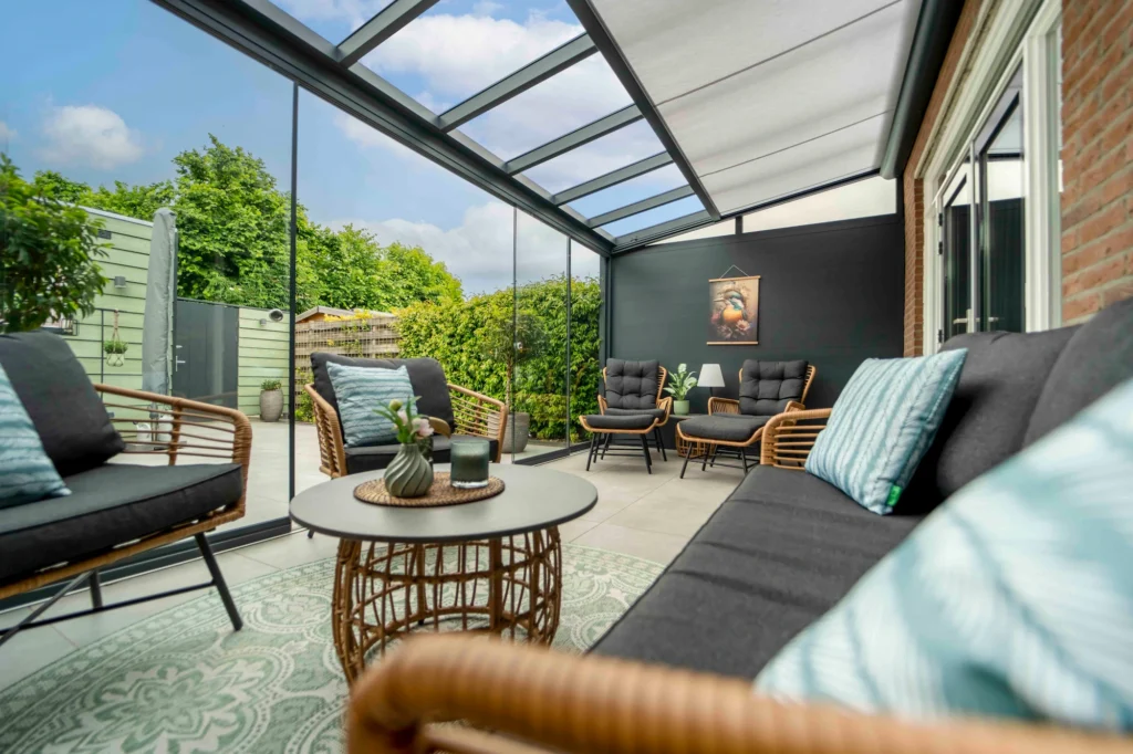 Topstyle z panelami osłonowymi