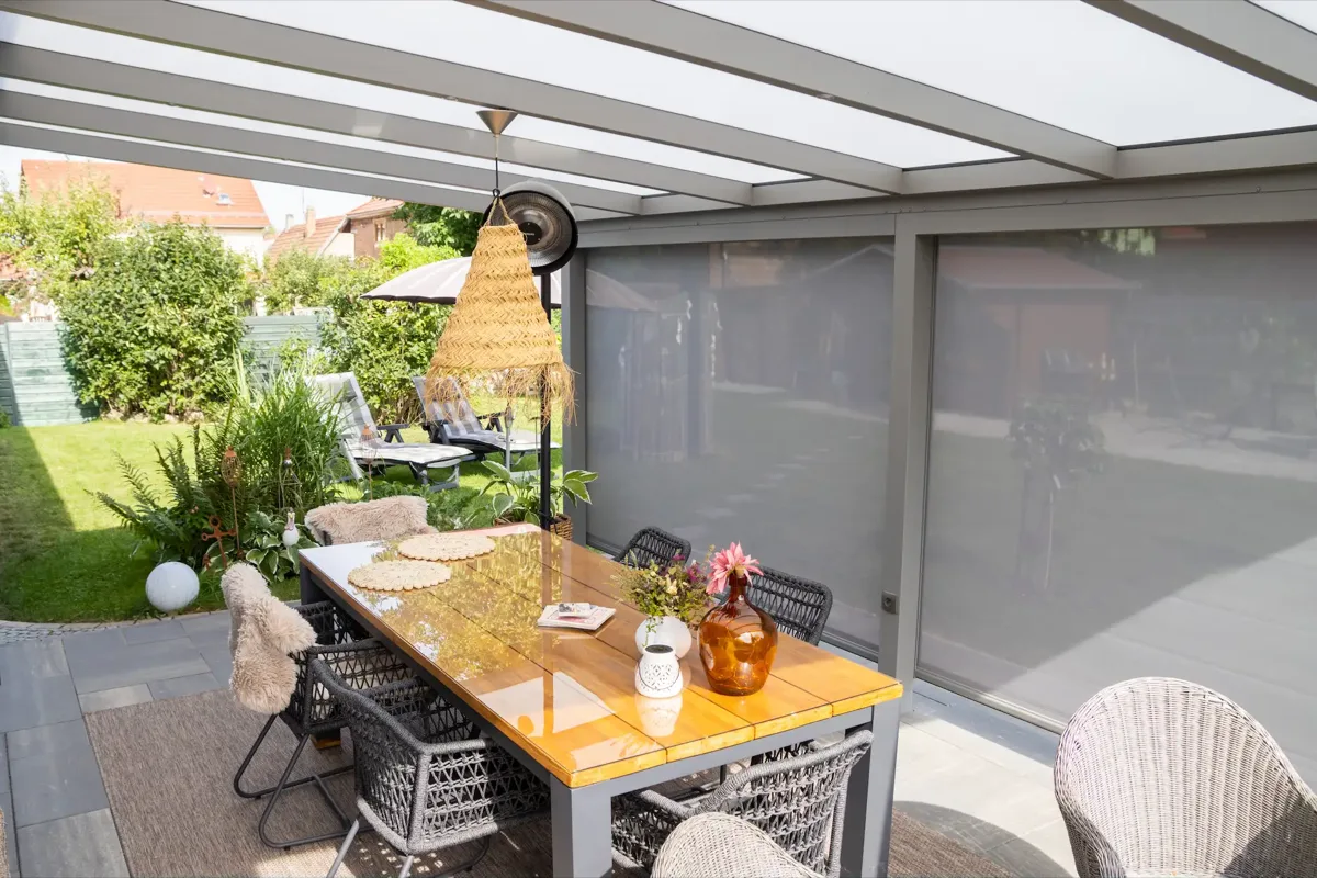 Markiza pionowa RAL 9007