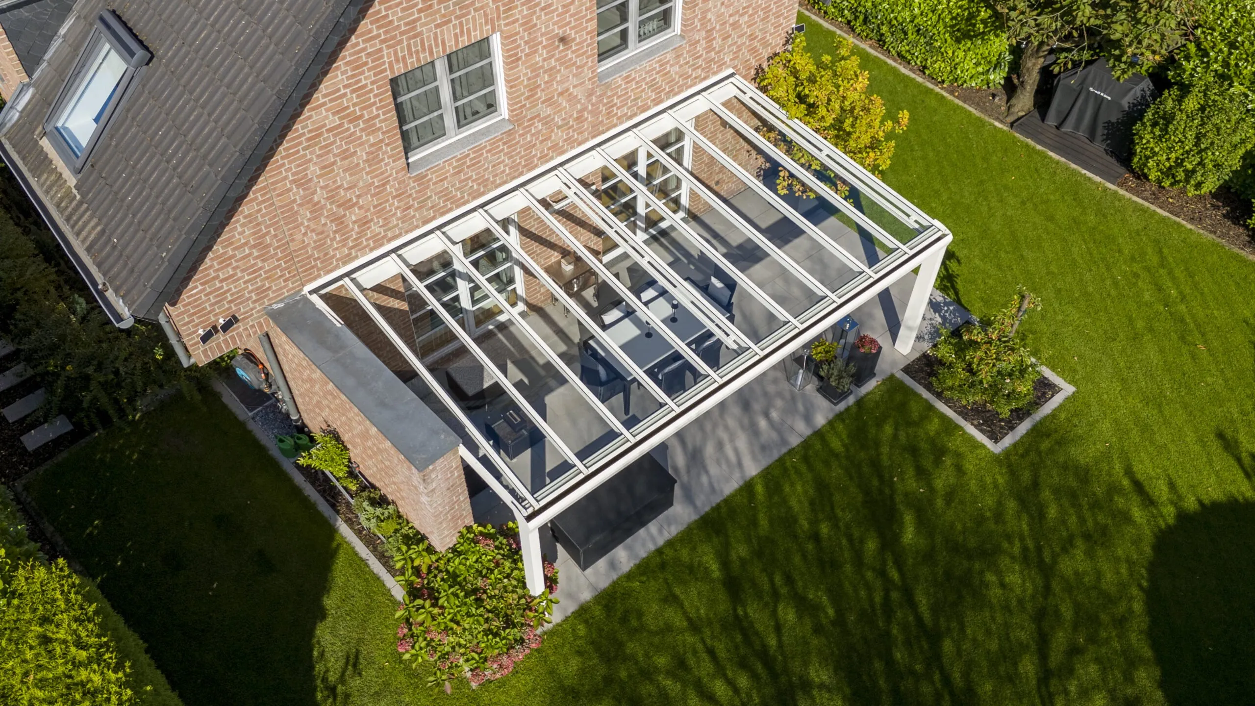 Realizacja zadaszenia aluminiowego — ekipa montażowa zadaszto.pl